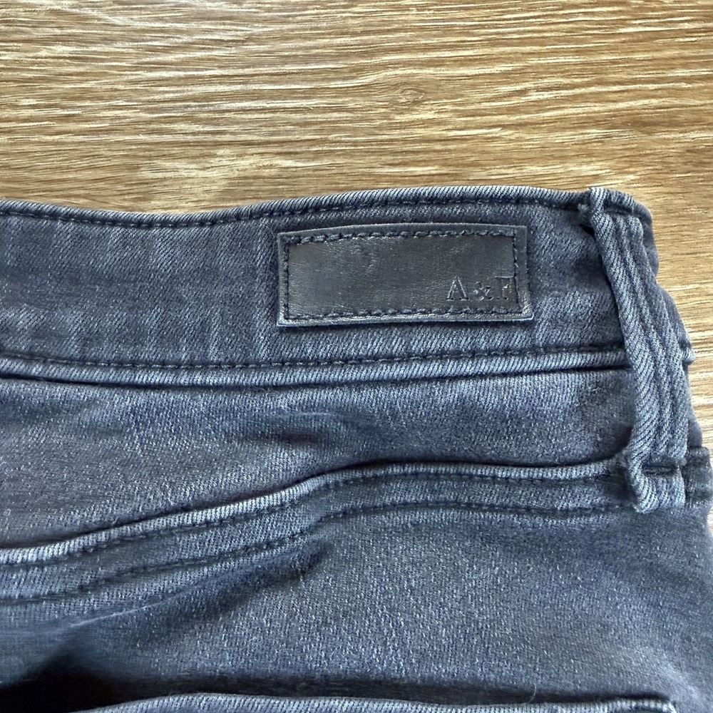 Abercrombie & Fitch Simone High Rise Ankle Jeans Women's 32 Black Raw Hem - Picture 7 of 8